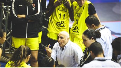 الفريق الأول لكرة السلة سيدات بالنادي الأهلي    