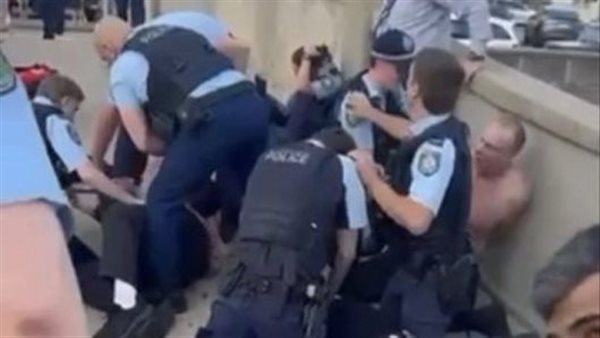 من موقع الحادث 