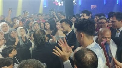 أحمد عبد القادر يحتفل بزفافه    