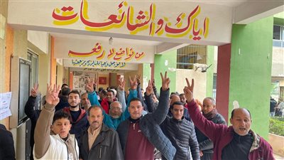 جانب من الاتوافد على اللجنة الانتخابية    