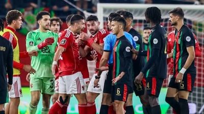 الأهلي والجيش الملكي    