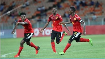 منتخب أنجولا     