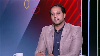 حسن مصطفى نجم الكرة المصرية السابق    