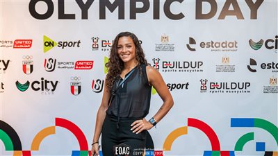 ناردين إيهاب لاعبة منتخب مصر لسلاح سيف المبارزة     