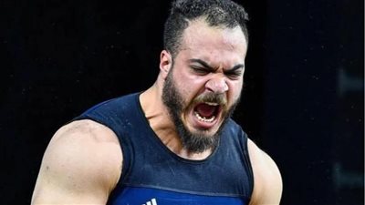 كريم كحلة لاعب منتخب مصر لرفع الأثقال     