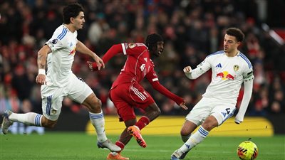 ليفربول ضد ليدز يونايتد.. الريدز يتعادل سلبيا      