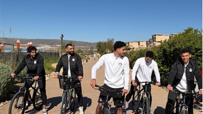 عمر مرموش ومحمد صلاح وحمدي فتحي ومحمد هاني    