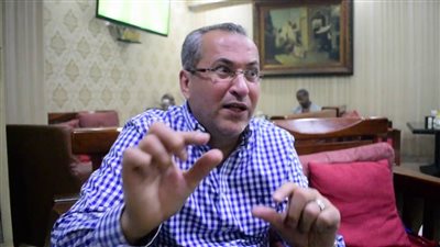 المعلق علي محمد علي    