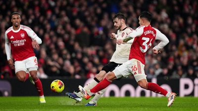 مباراة أرسنال وليفربول في الدوري الإنجليزي الممتاز    