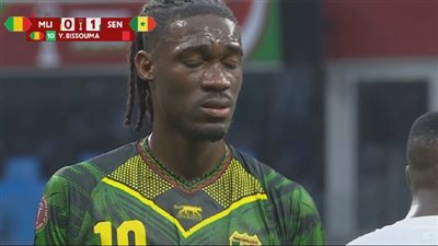 مالي ضد السنغال.. طرد إيف بيسوما لاعب منتخب مالي قبل نهاية ا    