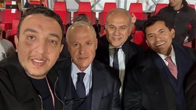 مصطفى أبو زهرة لاعبو منتخب مصر رجالة.. وأبو ريدة بخير والطبي    