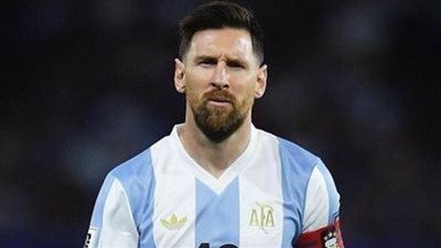 الهلال ضد النصر.. ليونيل ميسي يظهر بشكل مفاجئ في مباراة الهل    