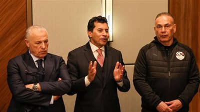 أشرف صبحي وأبو ريدة    