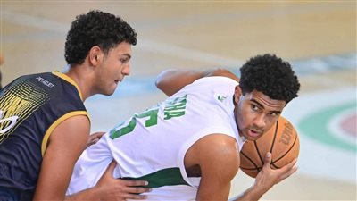 مالك طه لاعب السلة     