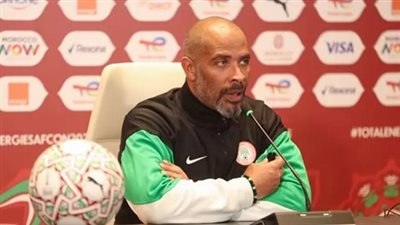 إريك  شيل مدرب نيجيريا الفوز على منتخب مصر ضروري لإنهاء أمم     