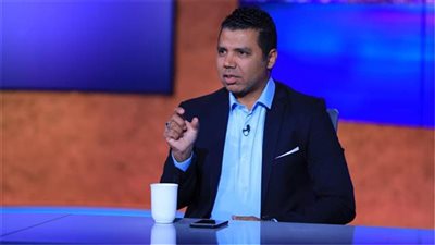 أحمد أبو مسلم نجم النادي الأهلي السابق    