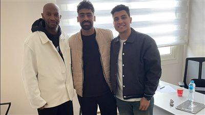 تيكا مع شيكا وإسماعيل    