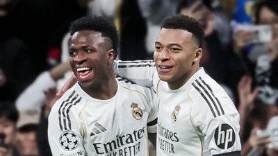 كيليان مبابي وفينيسيوس جونيور    