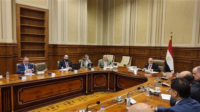 جانب من الاجتماع    