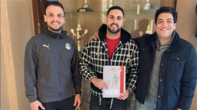 كريم مع الشحات ونبيل    