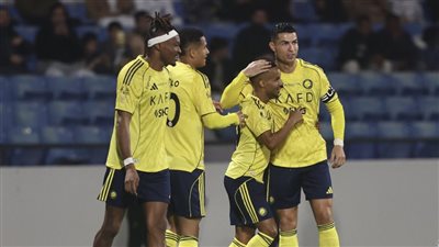 ضمك ضد النصر.. استمرار تقدم النصر على ضمك بهدف عبد الرحمن غر    