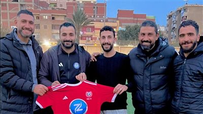 العالمي مع مسؤلي قها    