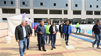 وزير الرياضة يشهد بطولة القاهرة للسباحة بالزعانف ويتابع الكو    