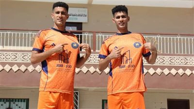 التوأم حذيفة    