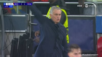 جوزيه مورينيو يفتح باب التاريخ.. قرار مفاجئ يتيح للحارس تروب    