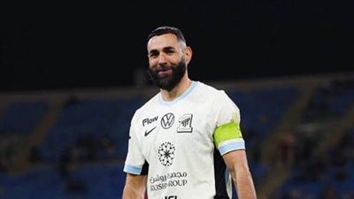 كريم بنزيما بين الاتحاد والهلال    