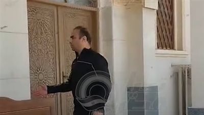 سيد عبد الحفيظ يشارك في تشييع جثمان زوجة نجم الأهلي السابق     