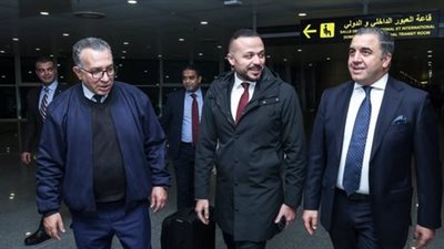 استقبال رسمي لبعثة الأهلي بالجزائر برئاسة النائب محمد الجارح    