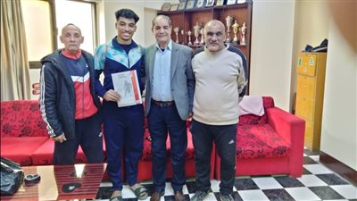 البحيري مع مسؤلي ملوي    