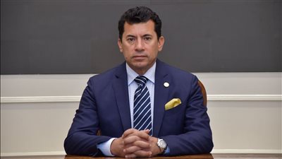 مصدر لـ تحيا مصر: الدكتور أشرف صبحي بدء في جمع متعلقاته بمكت    