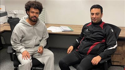 مصطفي مع خطاب    