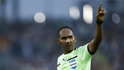 السوداني محمود علي حكمًا لمواجهة الزمالك وكايزر تشيفز    