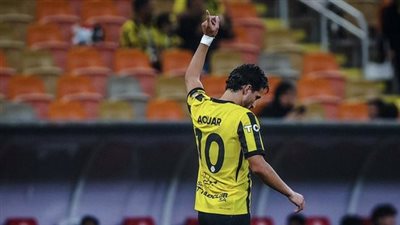 الاتحاد ضد الغرافة.. حسام عوار يسجل الهدف السادس لـ الاتحاد     