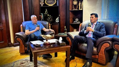 أشرف صبحي وشوبير    