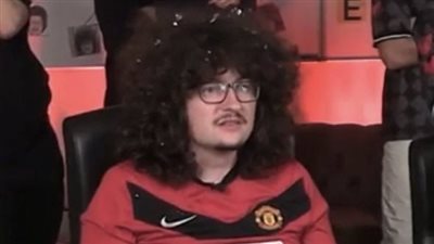 مانشستر يونايتد.. فرانك مشجع مانشستر يونايتد الفائز الوحيد ب    