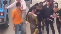 عاجل : ضبط المتهمين بإجبار شاب على ارتداء بدلة رقص والتعدي عليه في بنها | ضي النهار 174