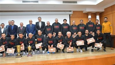 المحافظ مع هوكي بورفؤاد    