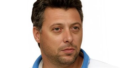 اتحاد الدراجات يتعاقد مع كرستيانو فلوبي لقيادة منتخب المضمار    