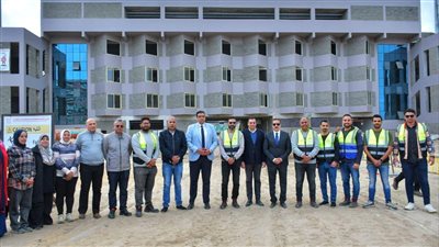 المحافظ يتفقد استاد المصري    