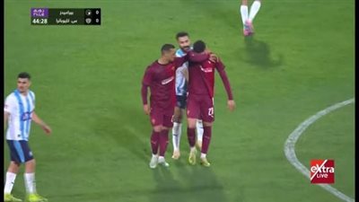 الأهرام ضد سيراميكا كليوباترا.. طرد عمرو قلاوة لاعب سيراميكا    
