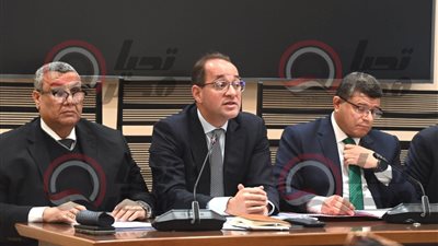 من اجتماع لجنة الخطة والموازنة     