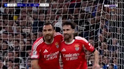 الريال ضد بنفيكا.. رافا سيلفا يسجل الهدف الأول لـ بنفيكا في     