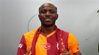 يوفنتوس ضد غلطة سراي.. فيكتور أوسيمين يسجل الهدف الأول لـ جا    