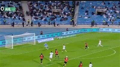 الرياض ضد الأهلي.. ملخص اهداف ونتيجة مباراة الاهلي والرياض ف    