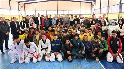 وزير الشباب والرياضة يتفقد تدريبات المشروع القومي للموهبة وا    