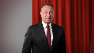 محمود الخطيب     